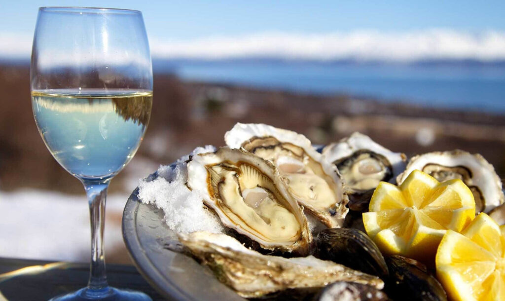 Гастрономический тур одного дня «Охота на диких устриц & вино»