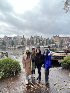 картинка галереї