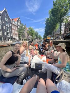 картинка галереї