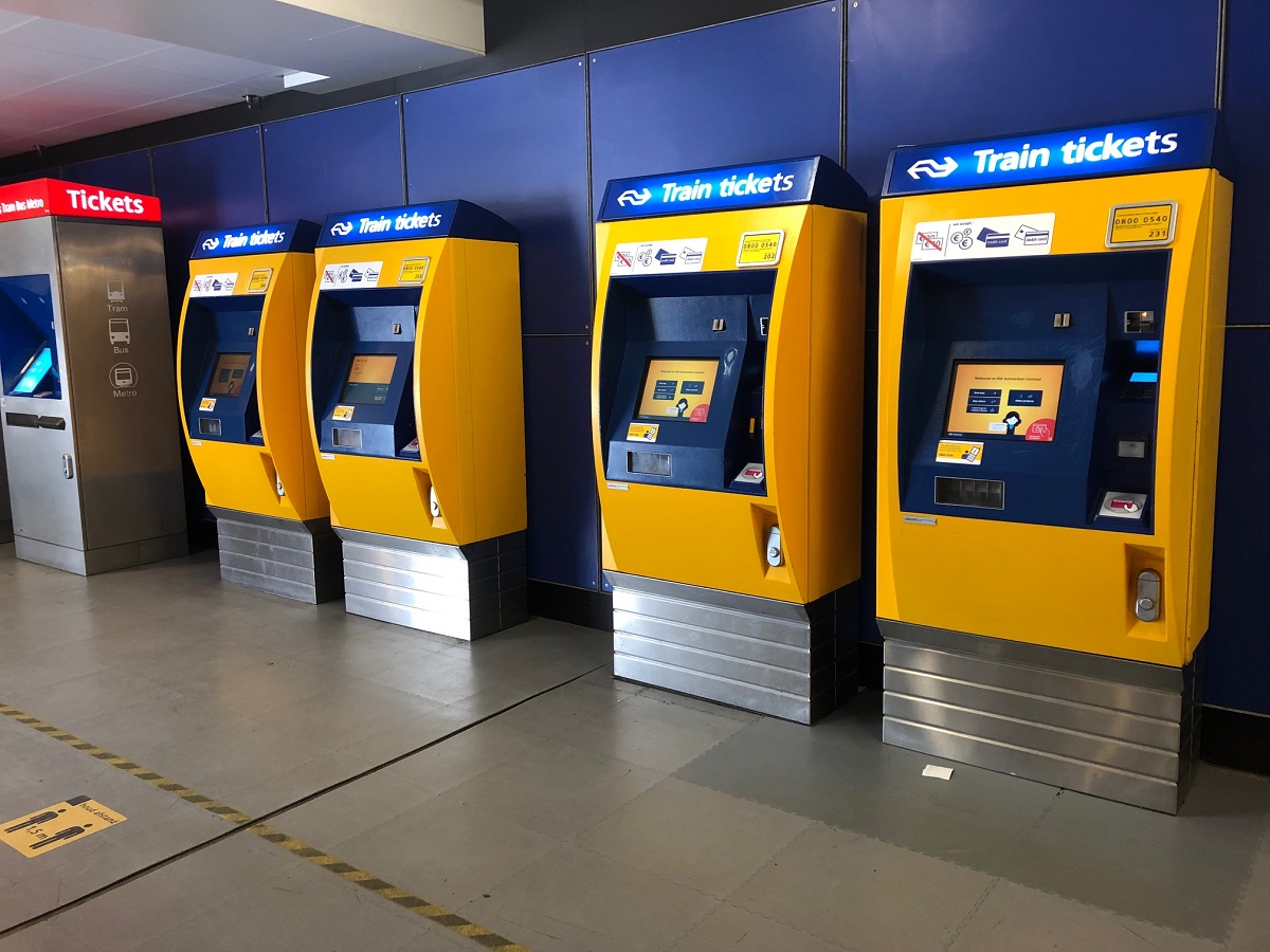 Автоматы для покупки билетов Нидерланды